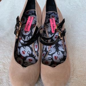 Betsey Johnson tan suede heels.